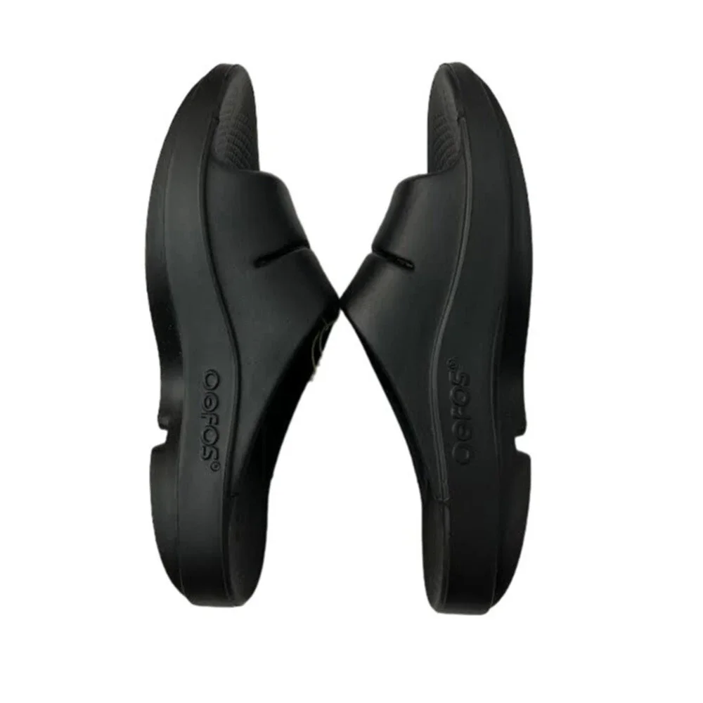 NWT! OOFOS OOahh Slide, Black‎ - Men’s Size 5, Women’s Size 7